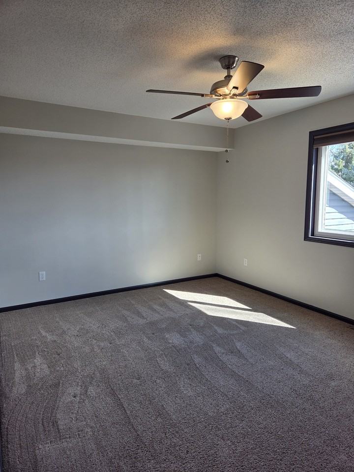 5726 Egret Ave #1 - Photo 7 of 19
