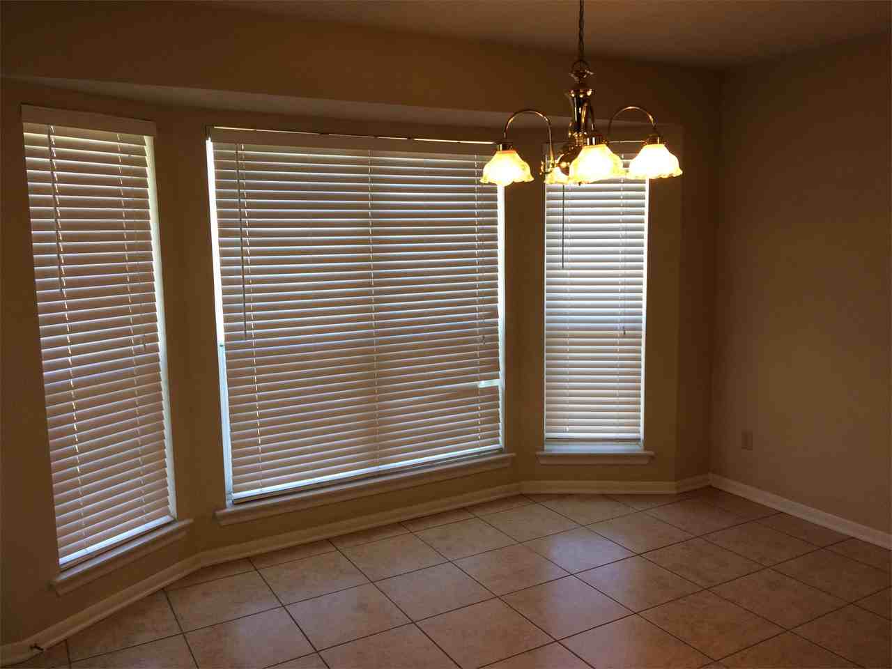 4009 Hunter Creek Dr #4009 - Photo 4 of 16