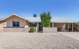 featured image of 3039 S Kenneth Pl