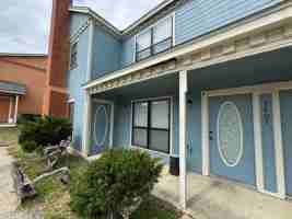 featured image of 3407 Victoria Cir