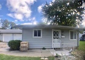 featured image of 915 Mulberry Ln #915