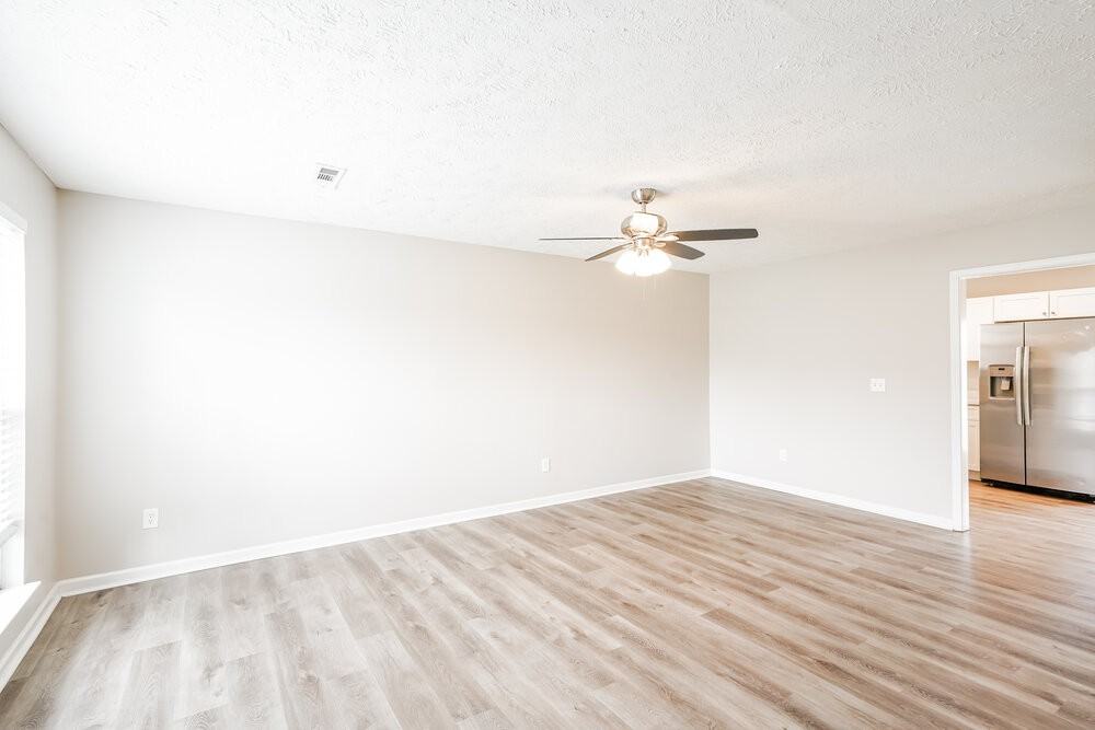 4006 Deer Run Trce - Photo 5 of 17