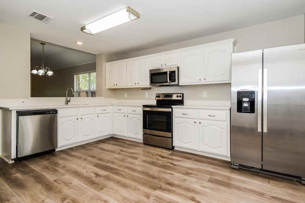 709 Silverleaf Ct - Photo 6 of 16