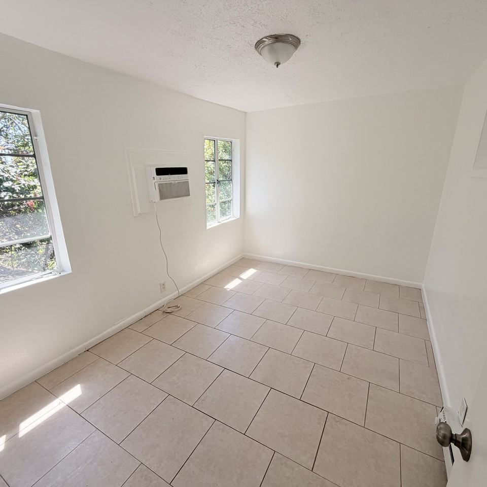 840 30th Ave S #2 - Photo 7 of 9