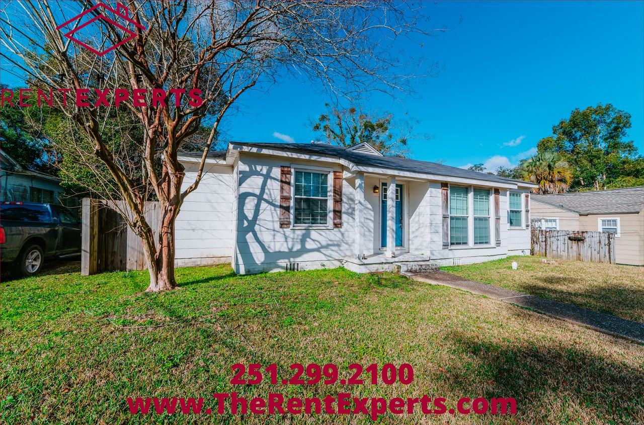 254 Pinehill Dr #1 - Photo 3 of 31