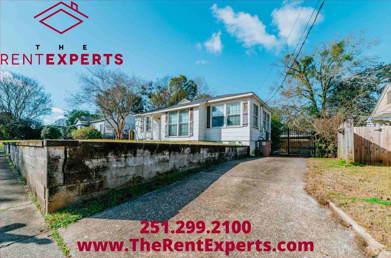 254 Pinehill Dr #1 - Photo 4 of 31