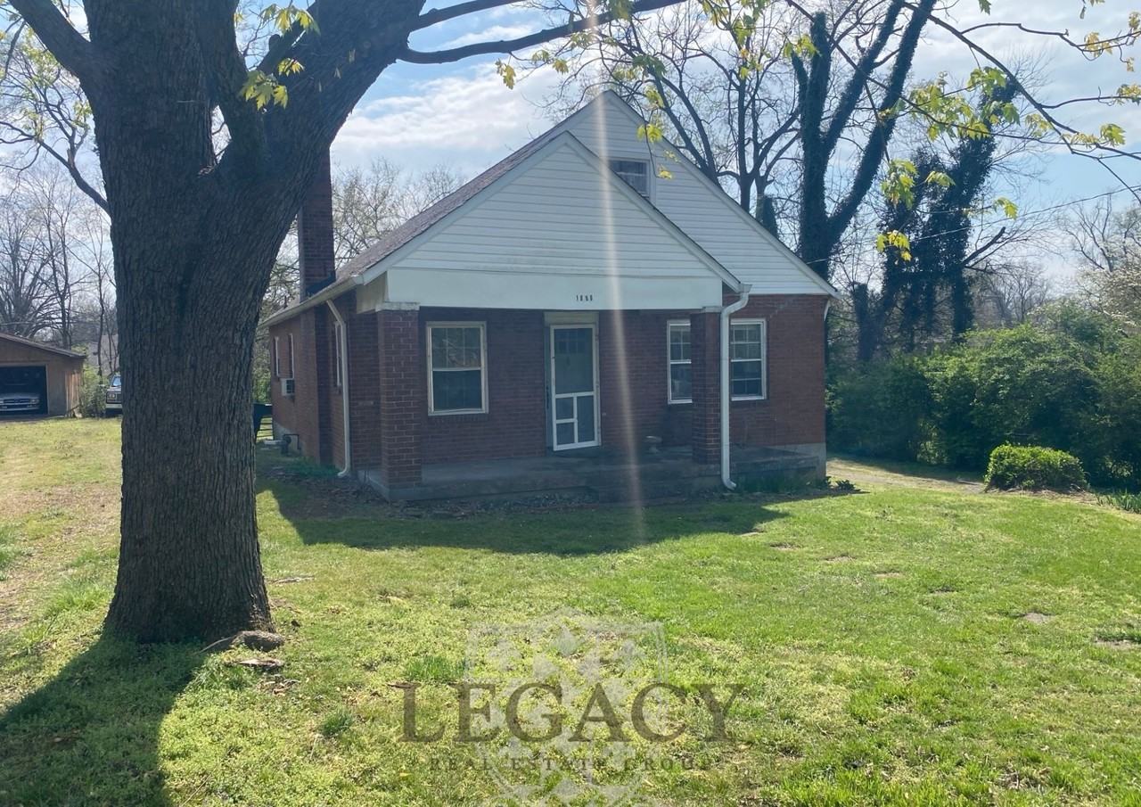 1606 Sharpe Ave #1 - Photo 2 of 4