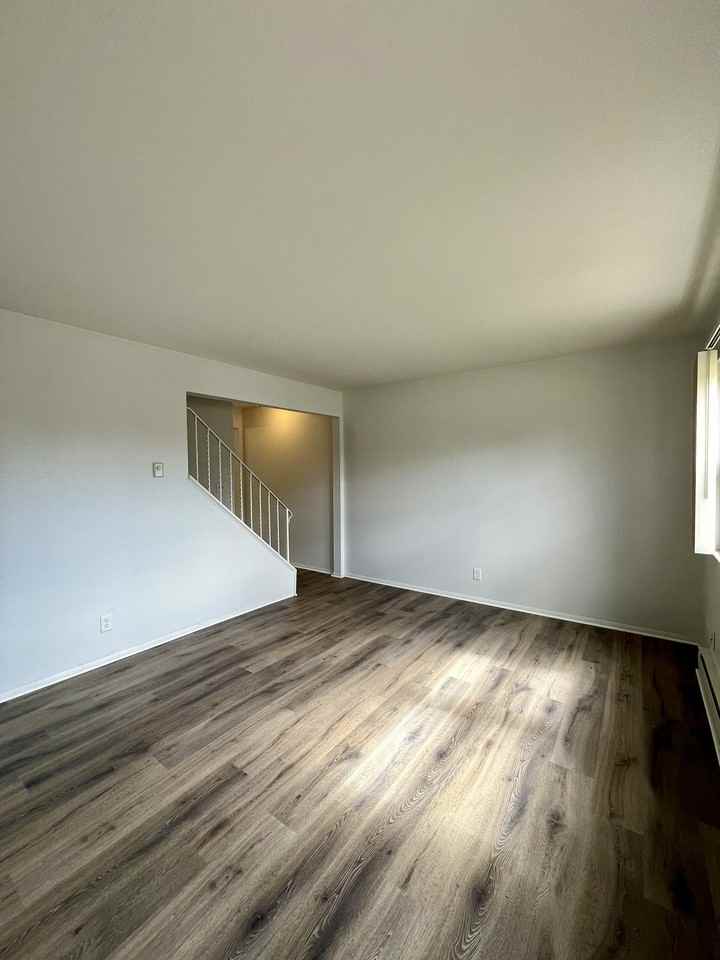 767 N Macomb St #767 - Photo 3 of 16