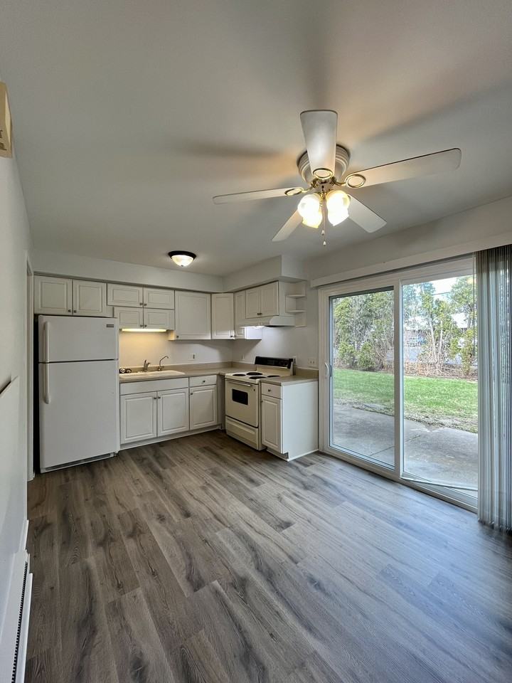 767 N Macomb St #767 - Photo 6 of 16