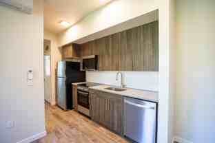 The Woods on Marquam Hill - Photo 1 of 1