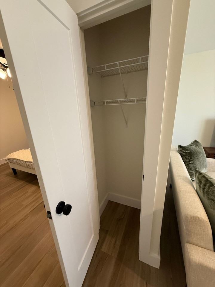 1020 College - Photo 3 of 11