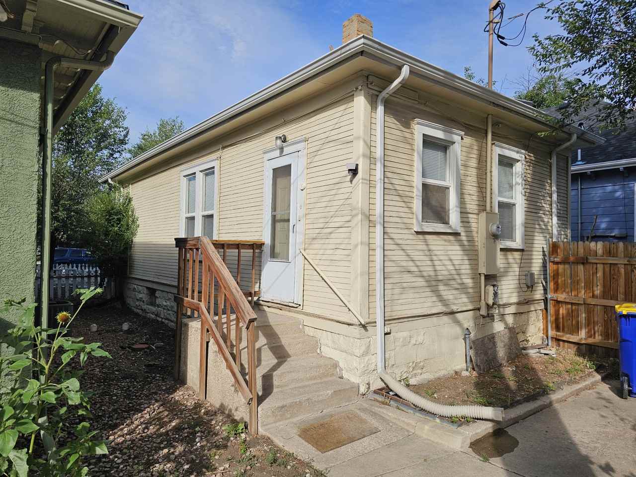 906 W Colorado Ave #1 - Photo 5 of 28