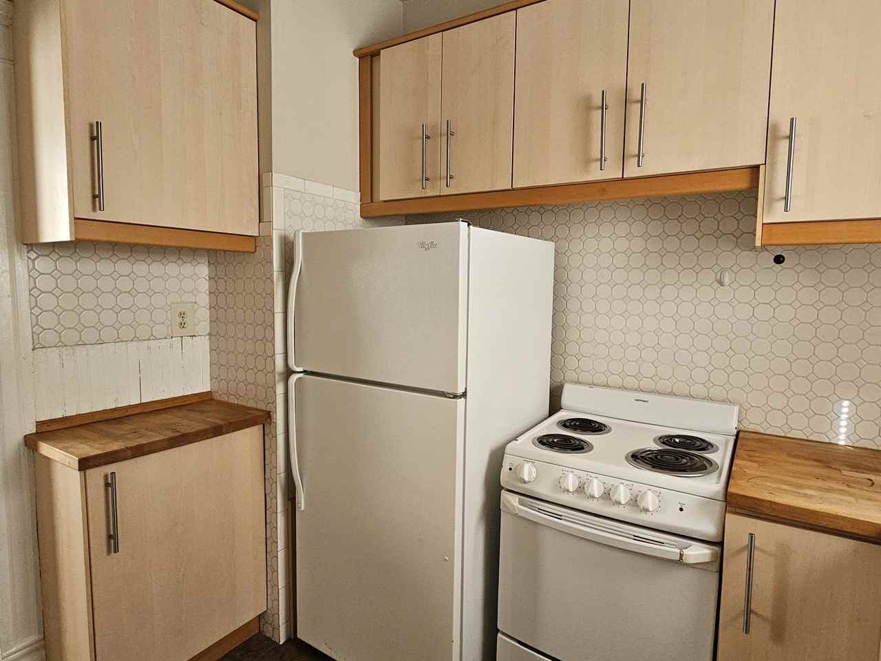 906 W Colorado Ave #1 - Photo 6 of 28