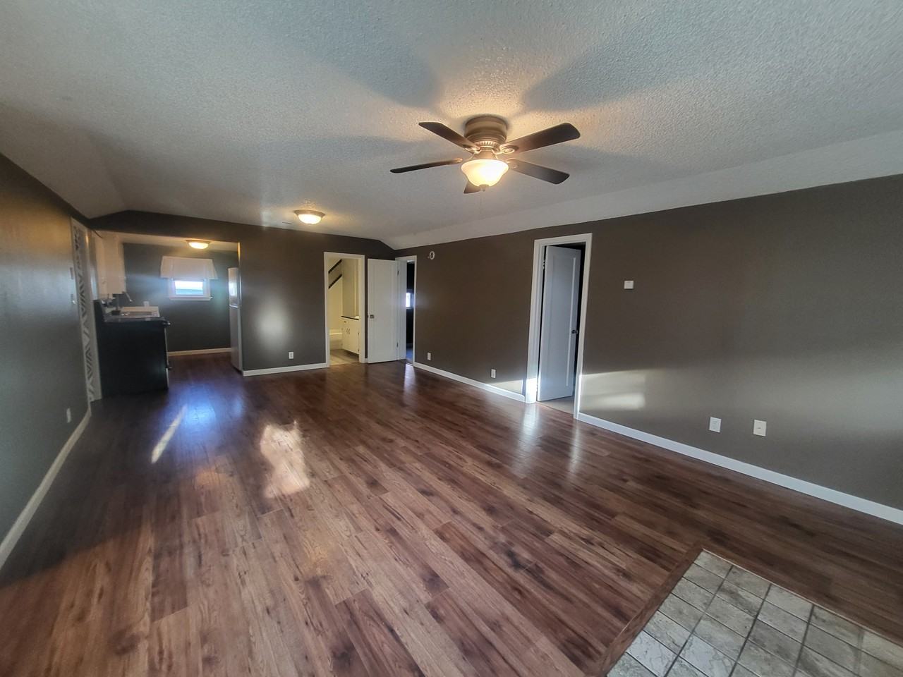 1226 Wilder Ave #1 - Photo 7 of 19