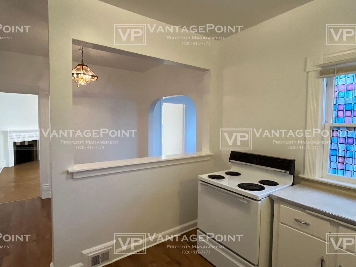 857 Jackson St #B - Photo 6 of 16