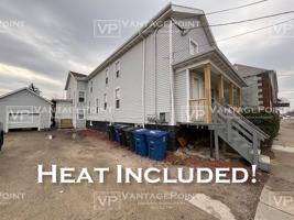 featured image of 139 W 7th Ave #2