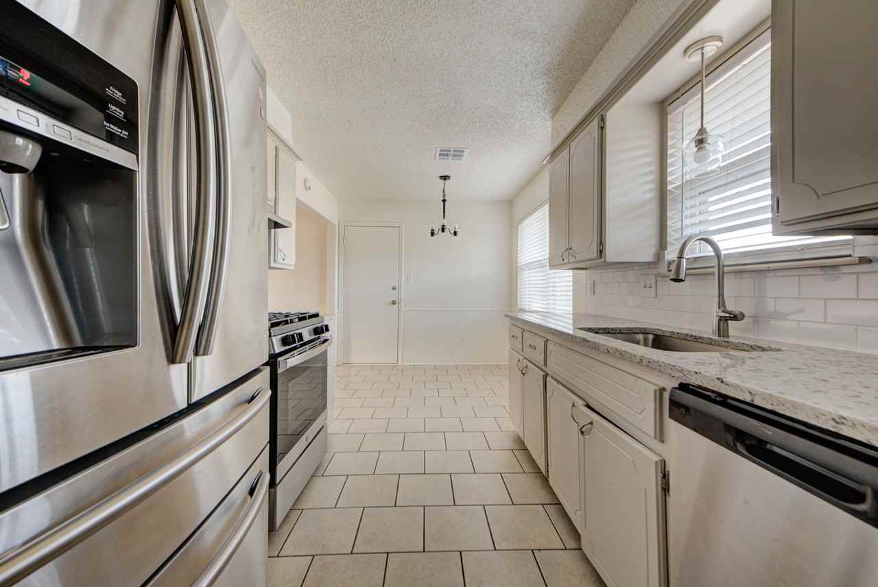 1528 Elk Cir #1 - Photo 5 of 17