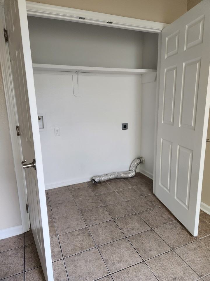 9173 Cedar Ct #1 - Photo 6 of 9