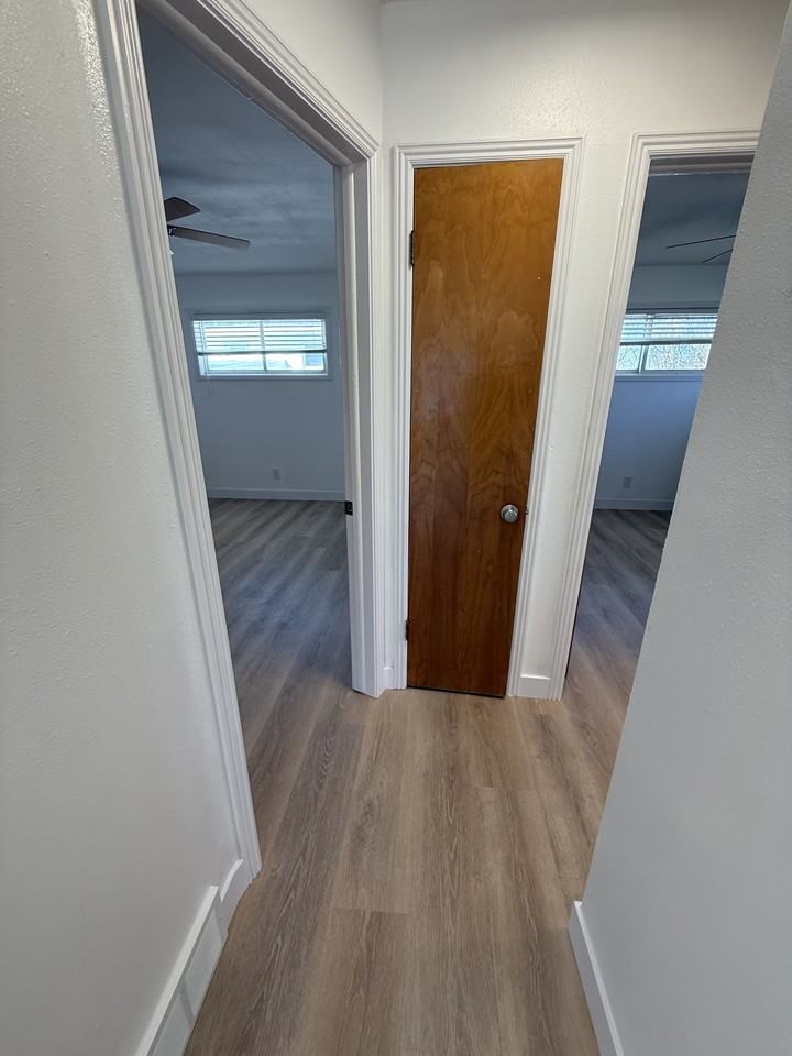 4713 Diana Dr #1 - Photo 5 of 22