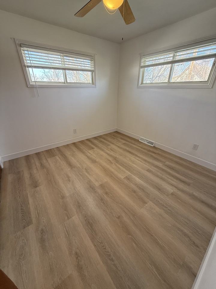 4713 Diana Dr #1 - Photo 7 of 22