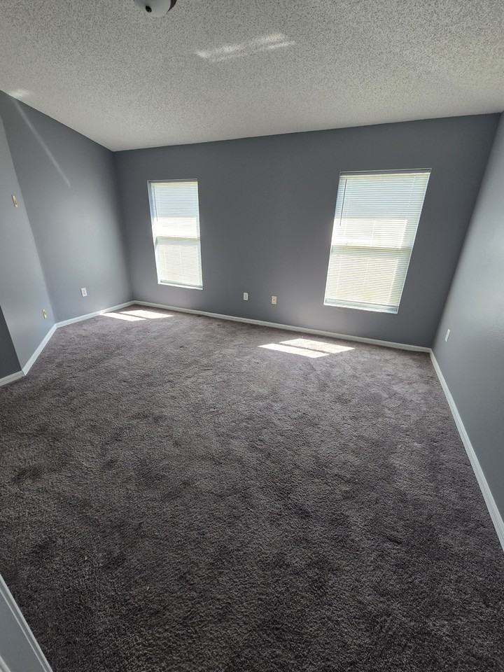 11752 Lynmoor Dr #1 - Photo 6 of 7