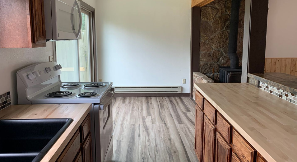 577 E Golf Pl #1 - Photo 7 of 13