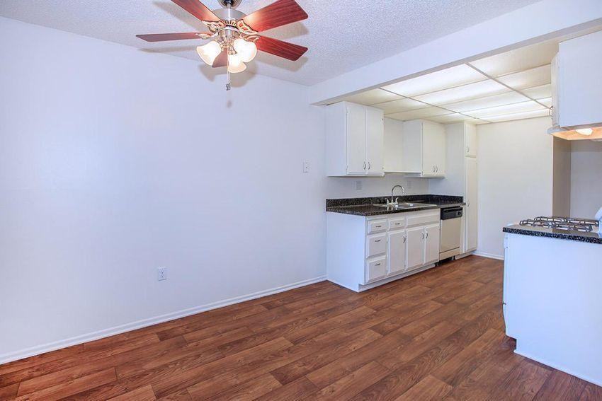 400 S Sunkist St - Photo 2 of 23