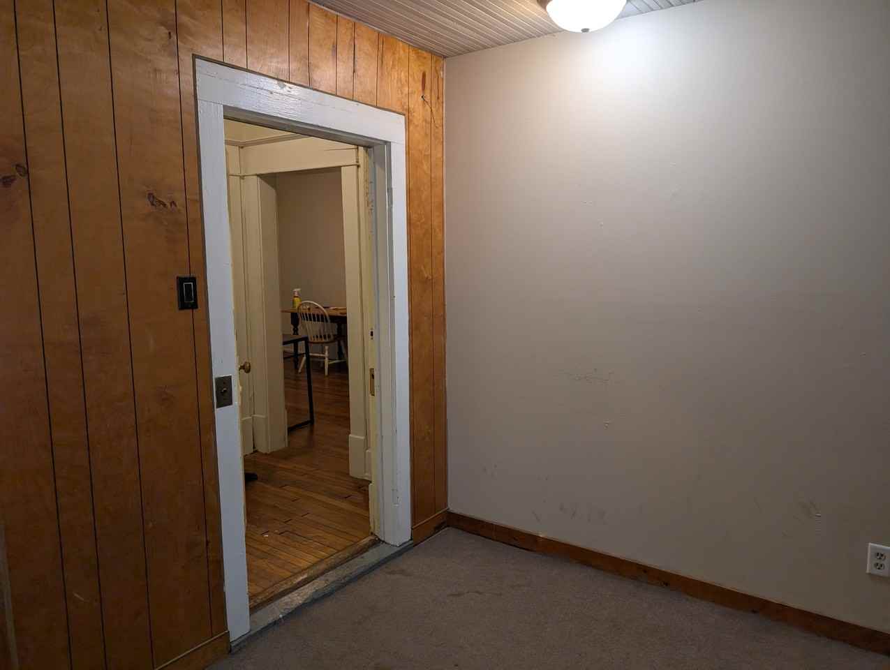 812 W Main St #1 - Photo 5 of 12