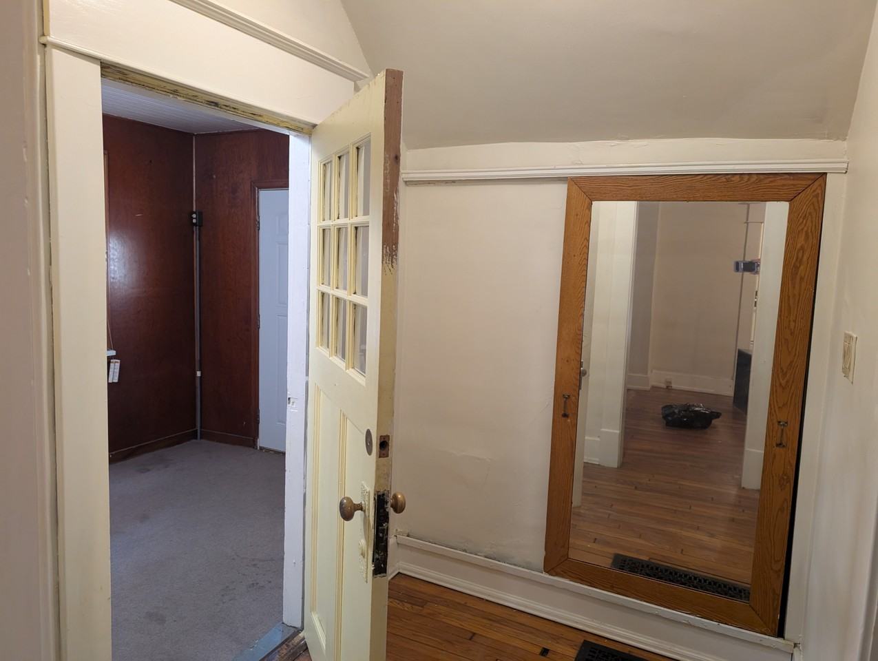 812 W Main St #1 - Photo 6 of 12