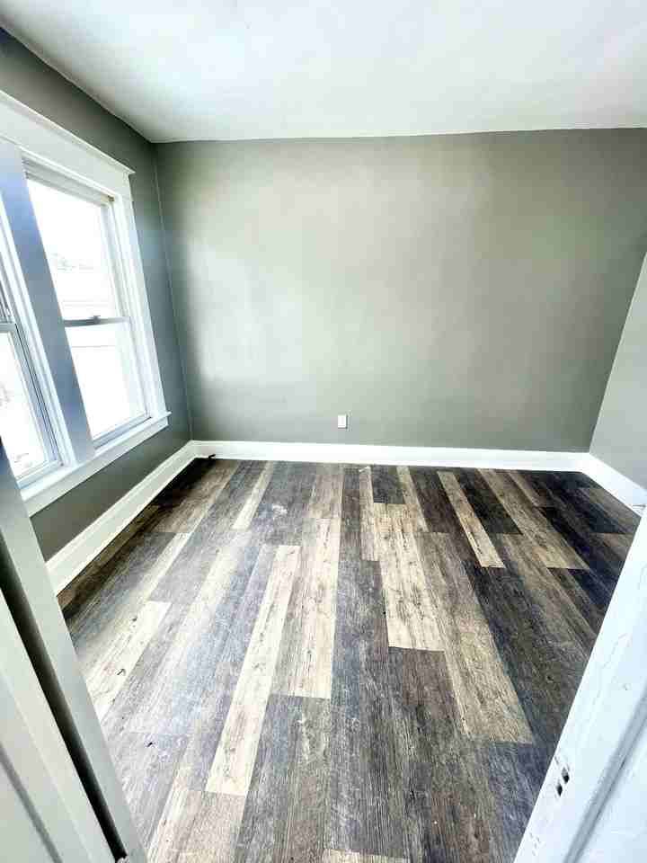2525 Delaware Ave #2 - Photo 5 of 11