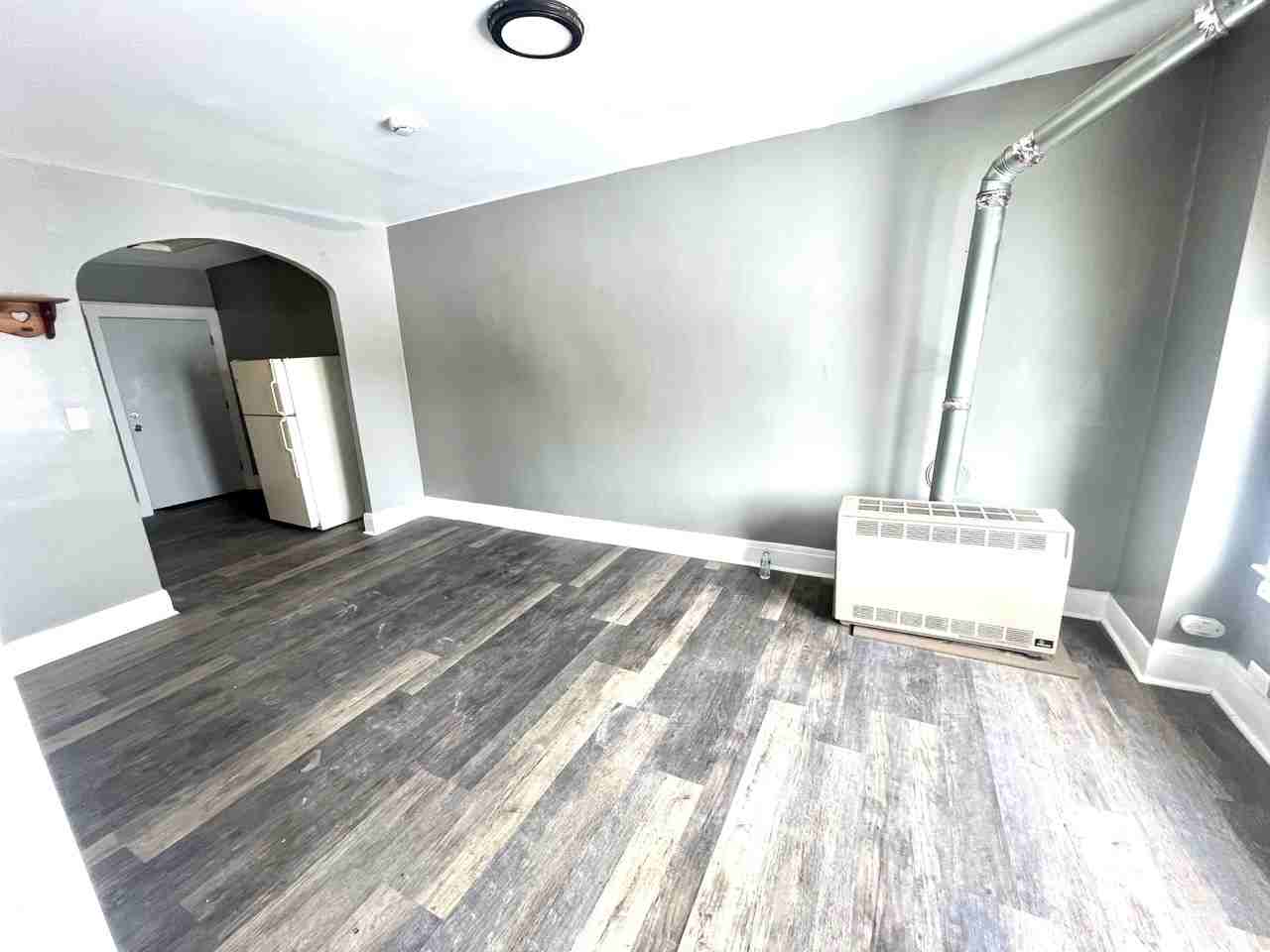 2525 Delaware Ave #2 - Photo 6 of 11