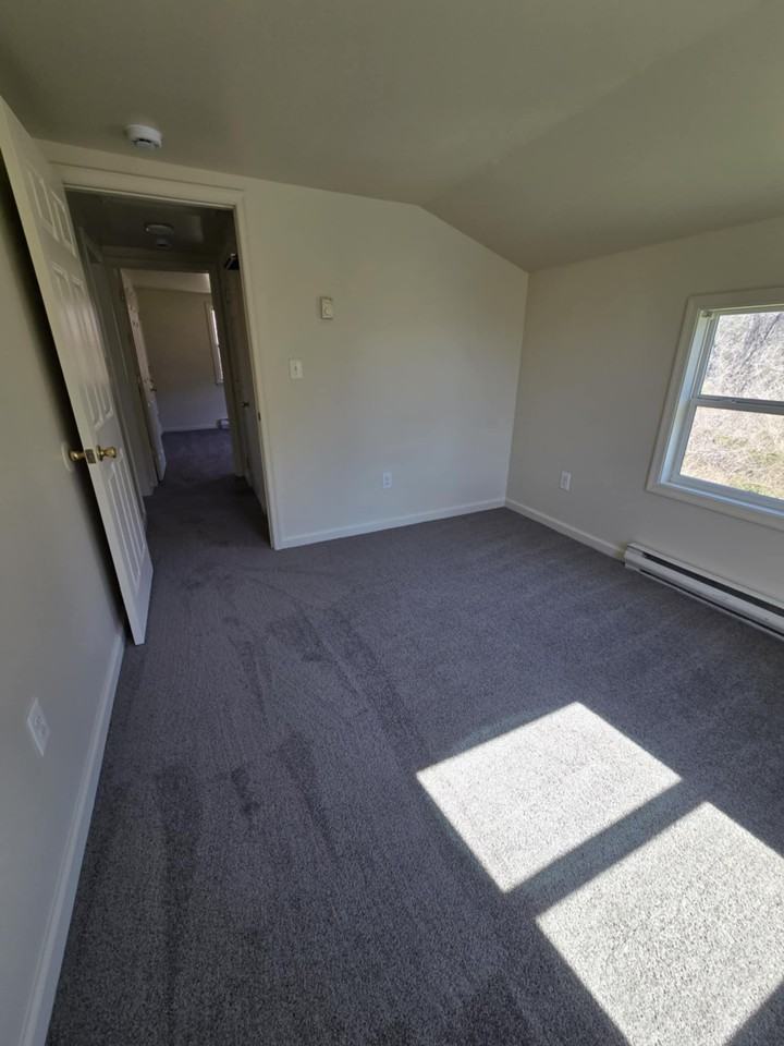 Greenwood Rd #B - Photo 7 of 18