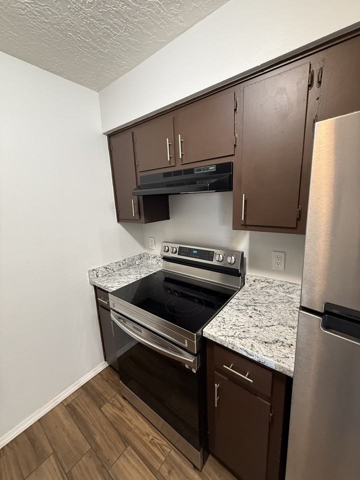 309 Whispering Sands Ct Se #4 - Photo 7 of 15