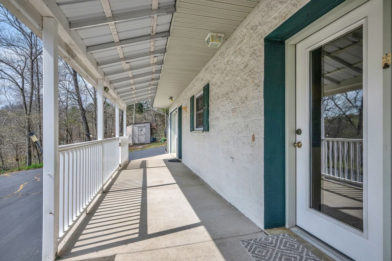 7506 Sleepy Hollow Rd #1 - Photo 4 of 26