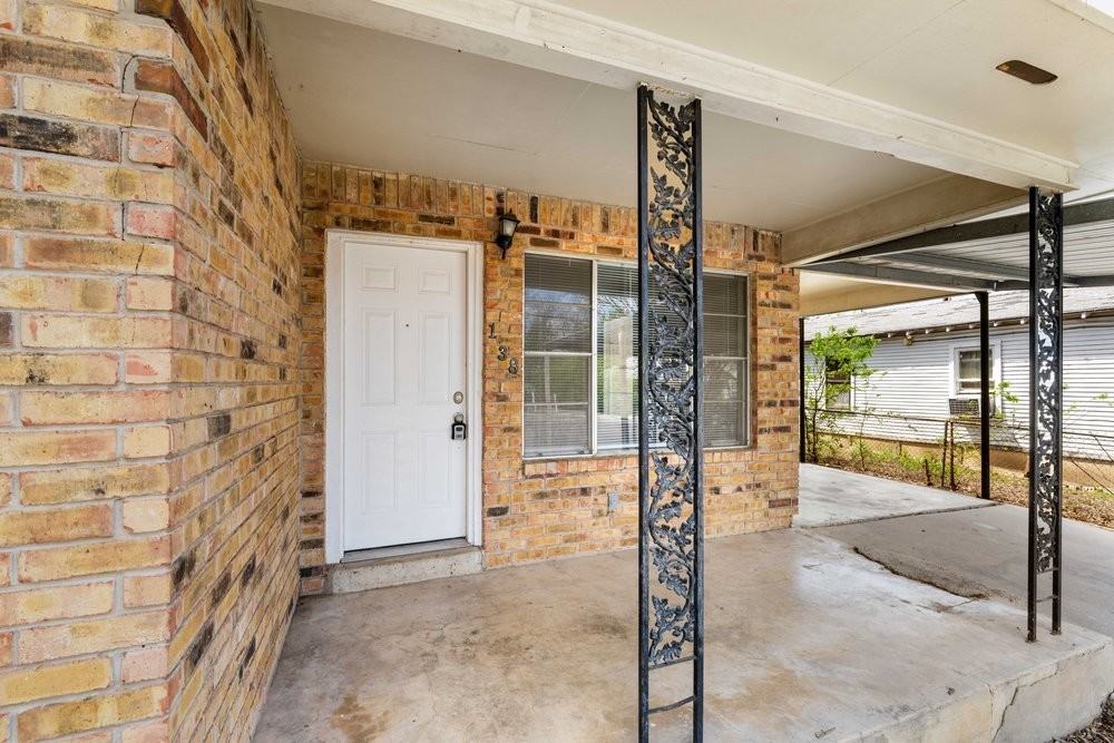 138 Dora St #1 - Photo 3 of 24