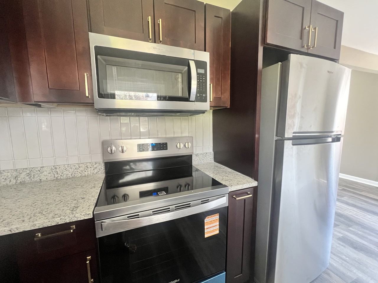 709 Oxford St #1 - Photo 6 of 14