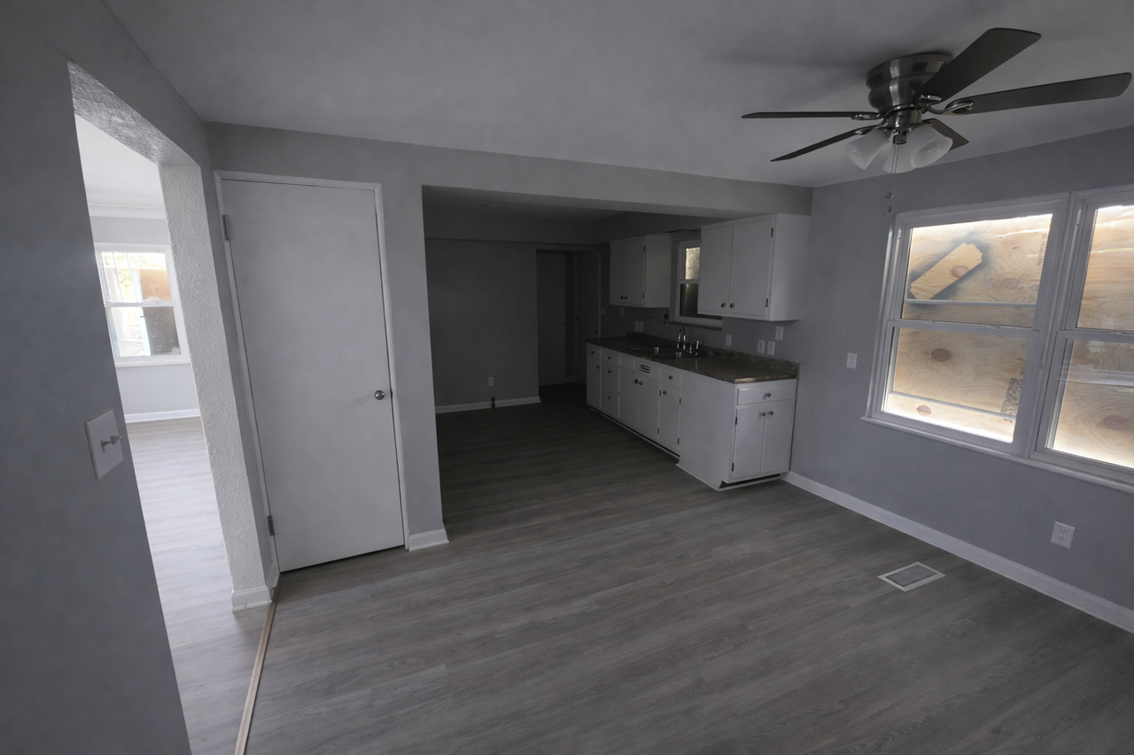 315 Water St - Photo 3 of 8