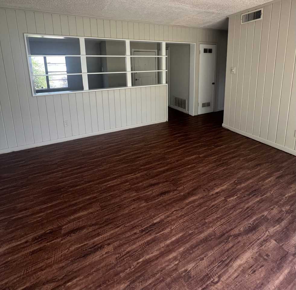 5632 Macarthur Dr #1 - Photo 4 of 16