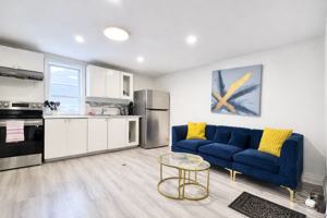featured image of 4595 Morrison St #1