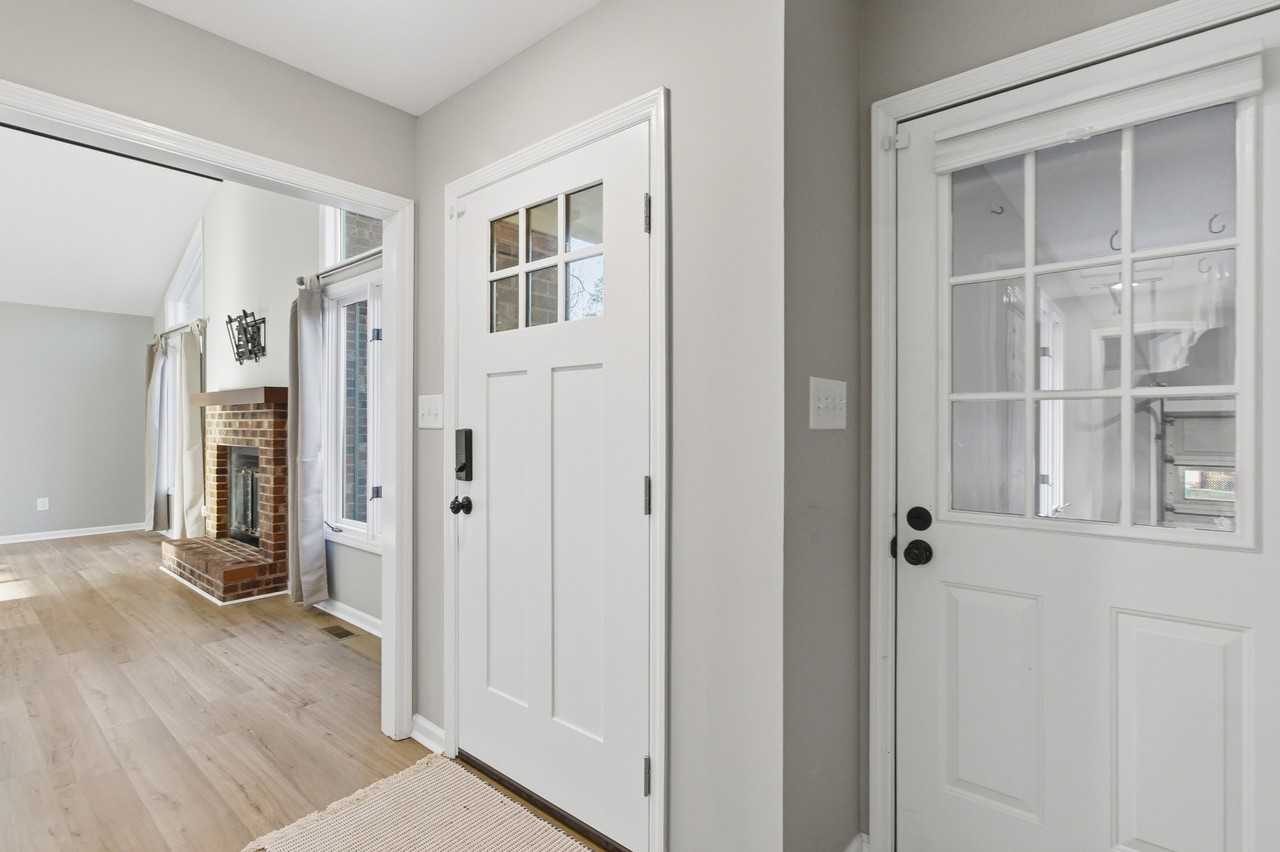 101 Gatewood Dr #1 - Photo 2 of 37