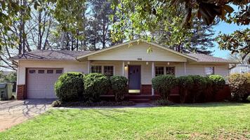 featured image of 105 Superior Ave Se #1