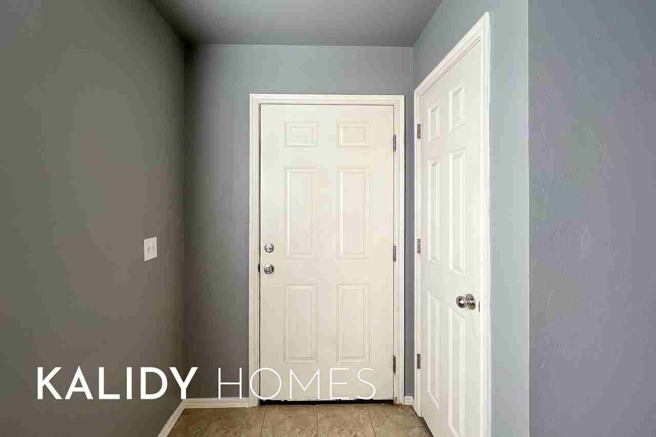 7802 Bennie Ter #1 - Photo 4 of 25