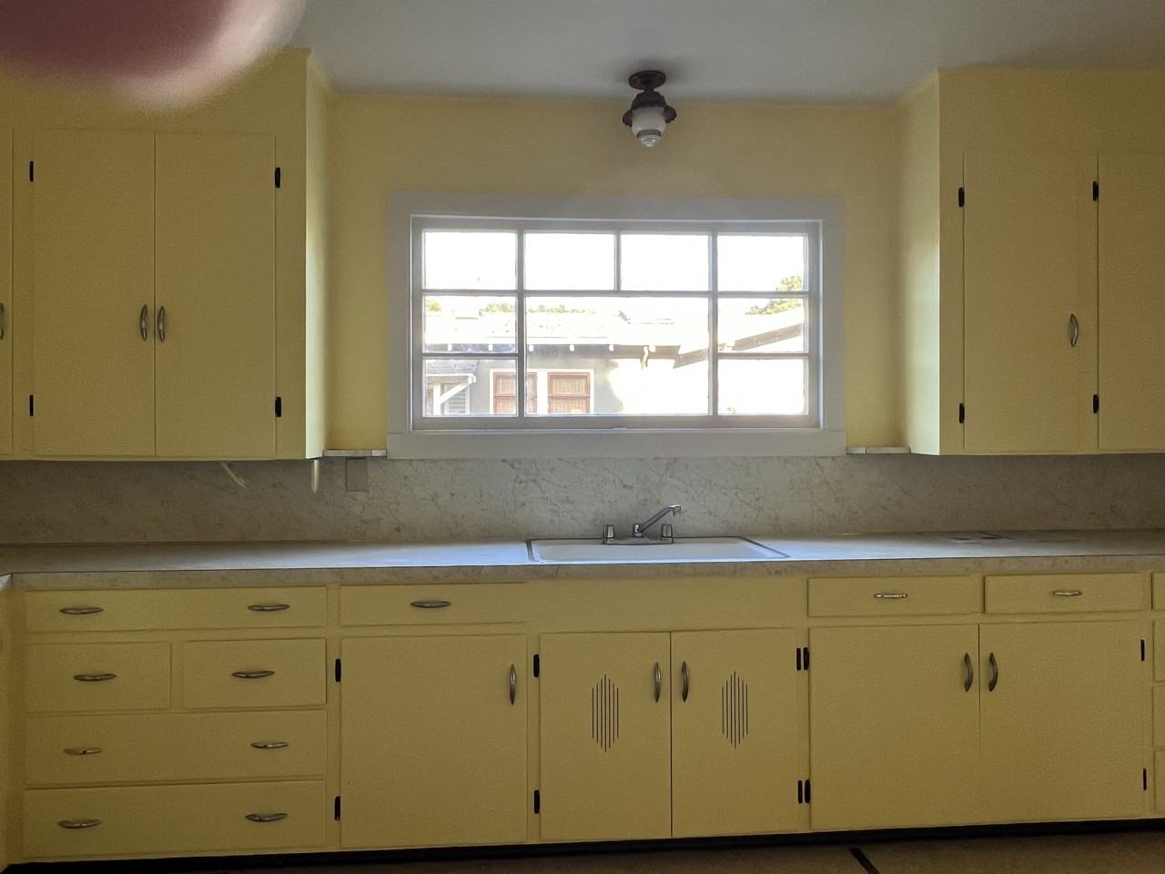 262 12th St #1 - Photo 6 of 22