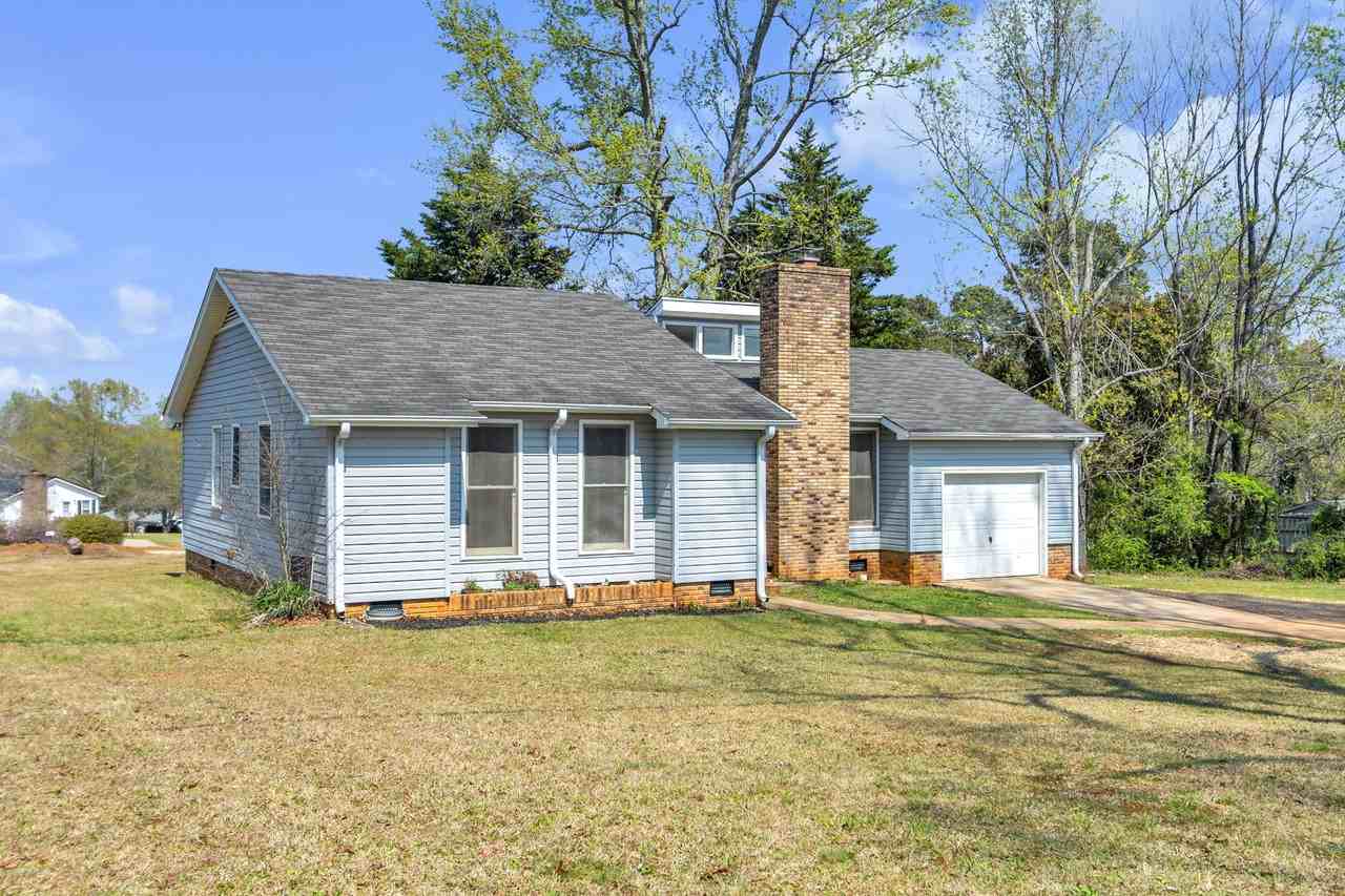 204 Hattie Rd #1 - Photo 2 of 28