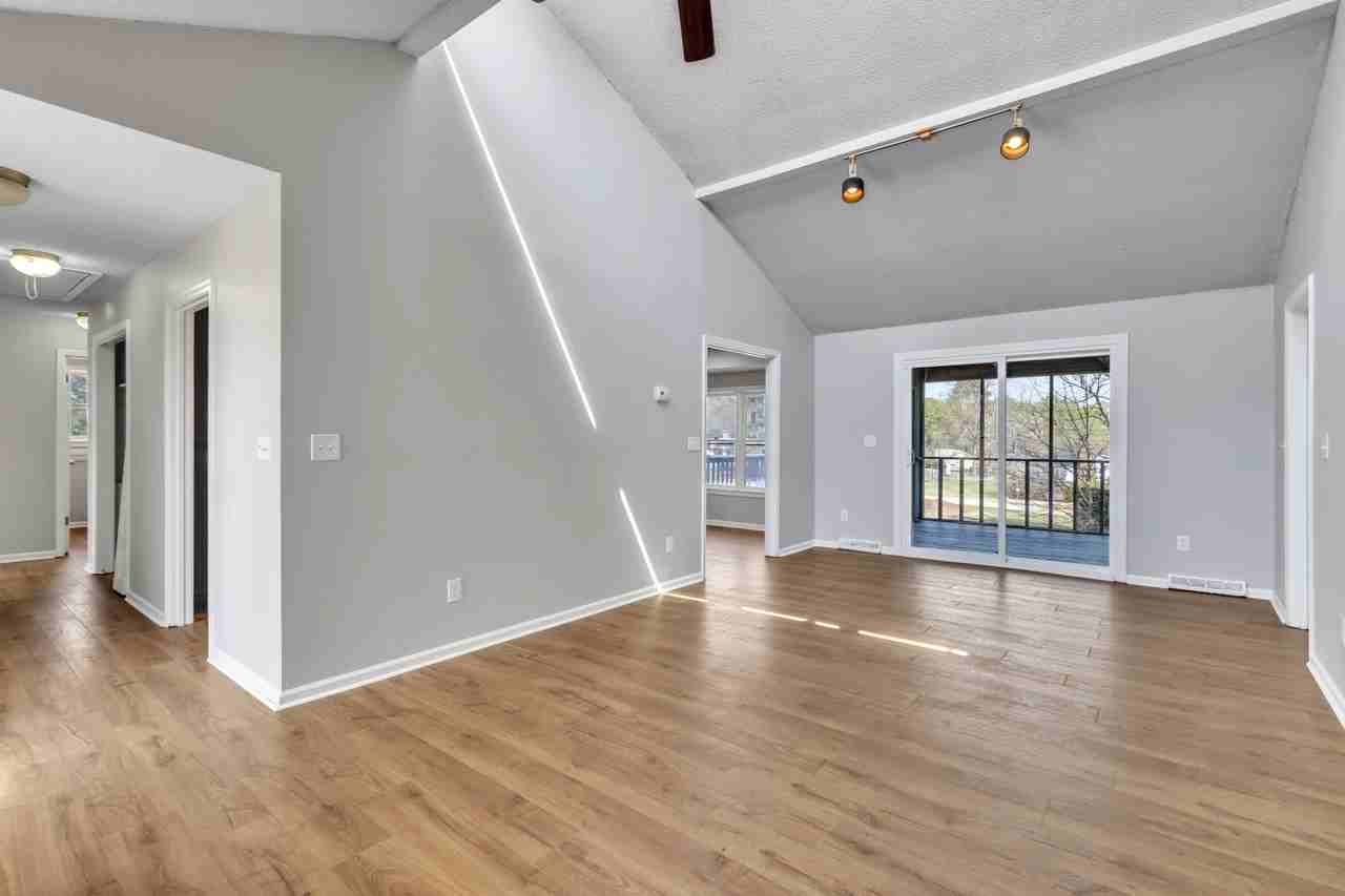 204 Hattie Rd #1 - Photo 5 of 28