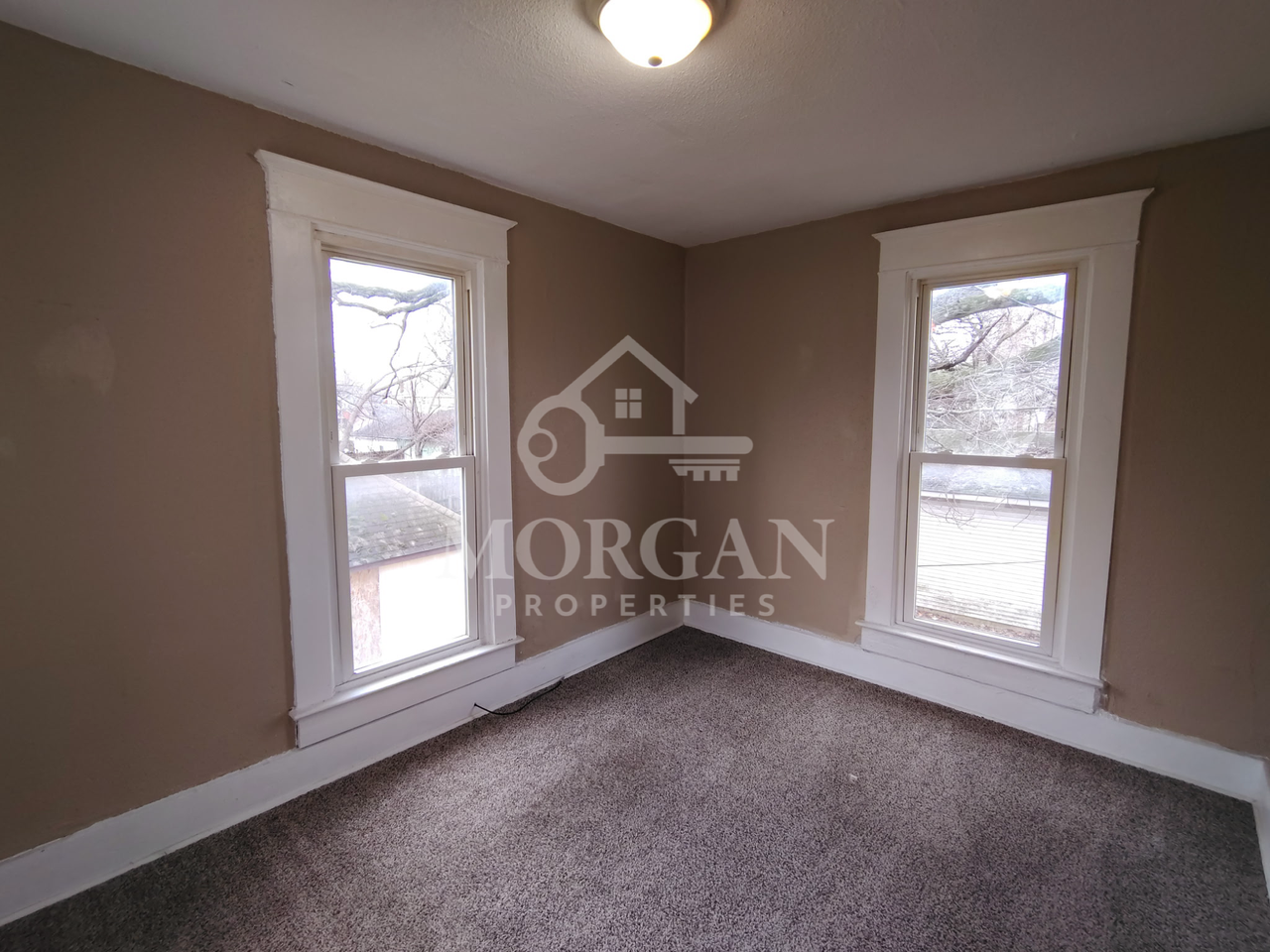 925 W 5th St #3 - Photo 5 of 6