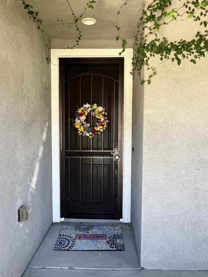 42912 Beamer Ct #42912 - Photo 2 of 19