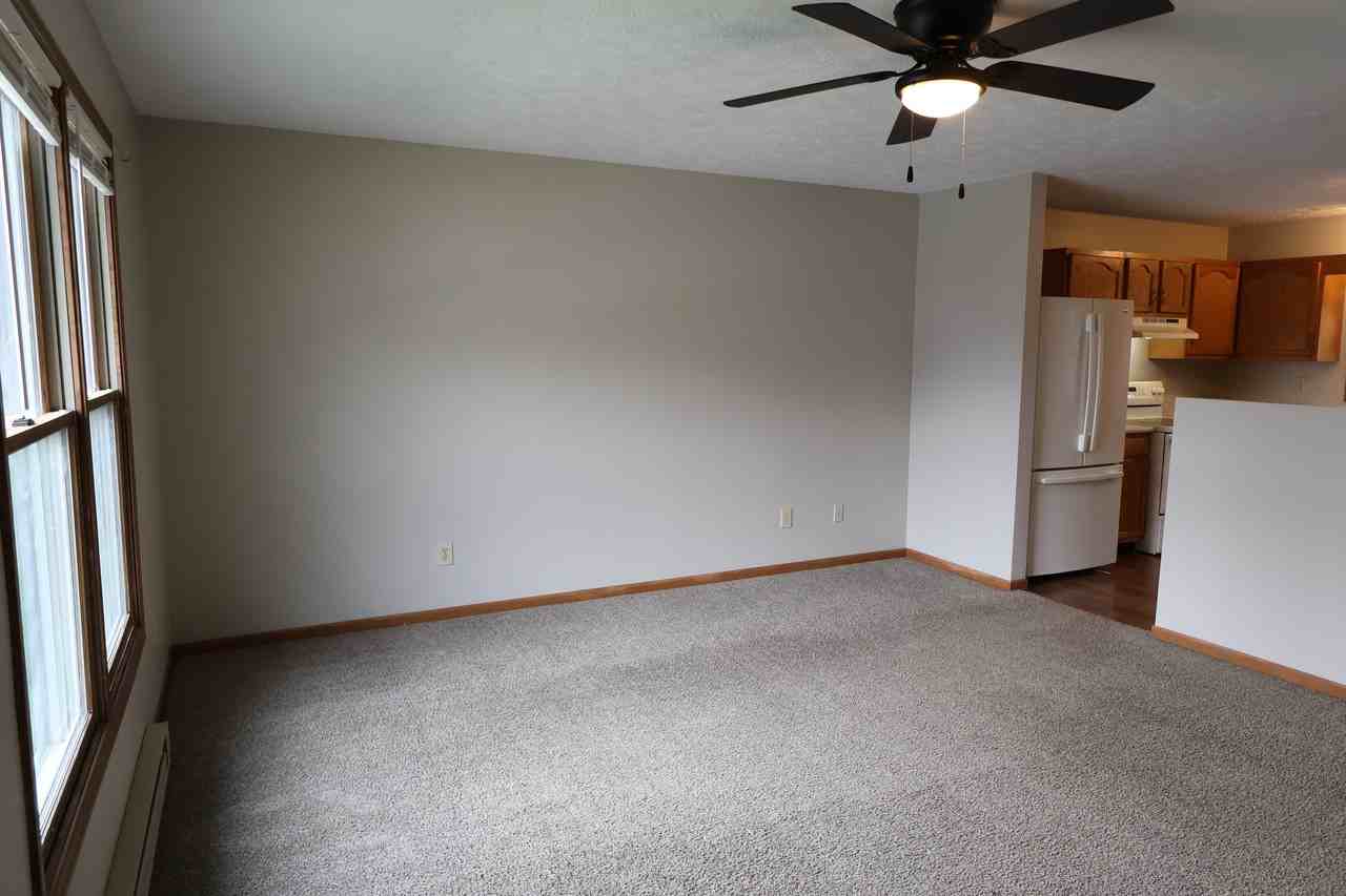 8 Westside Ct #8 - Photo 4 of 28