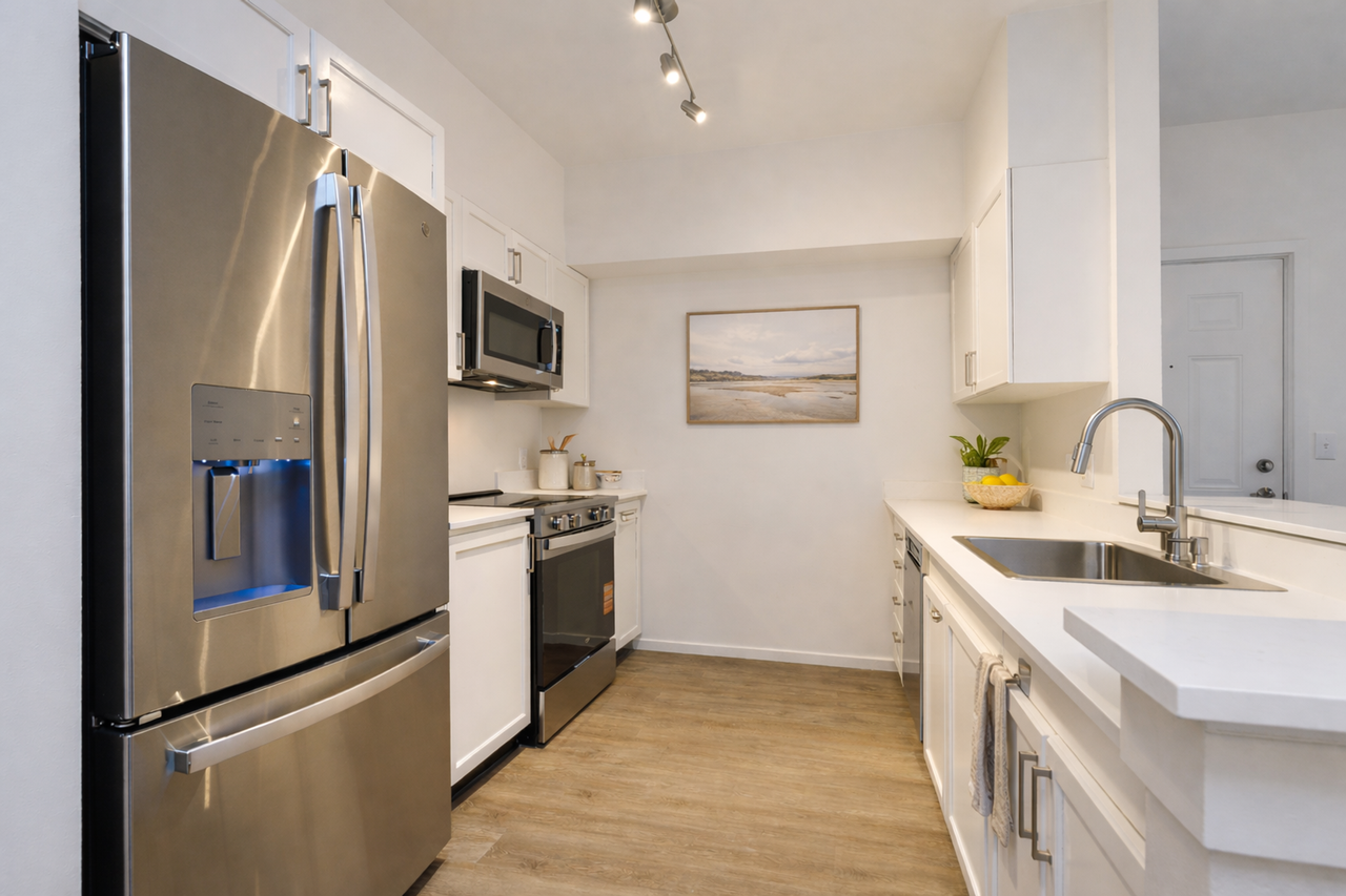 Creekside Apartments - Photo 4 of 50
