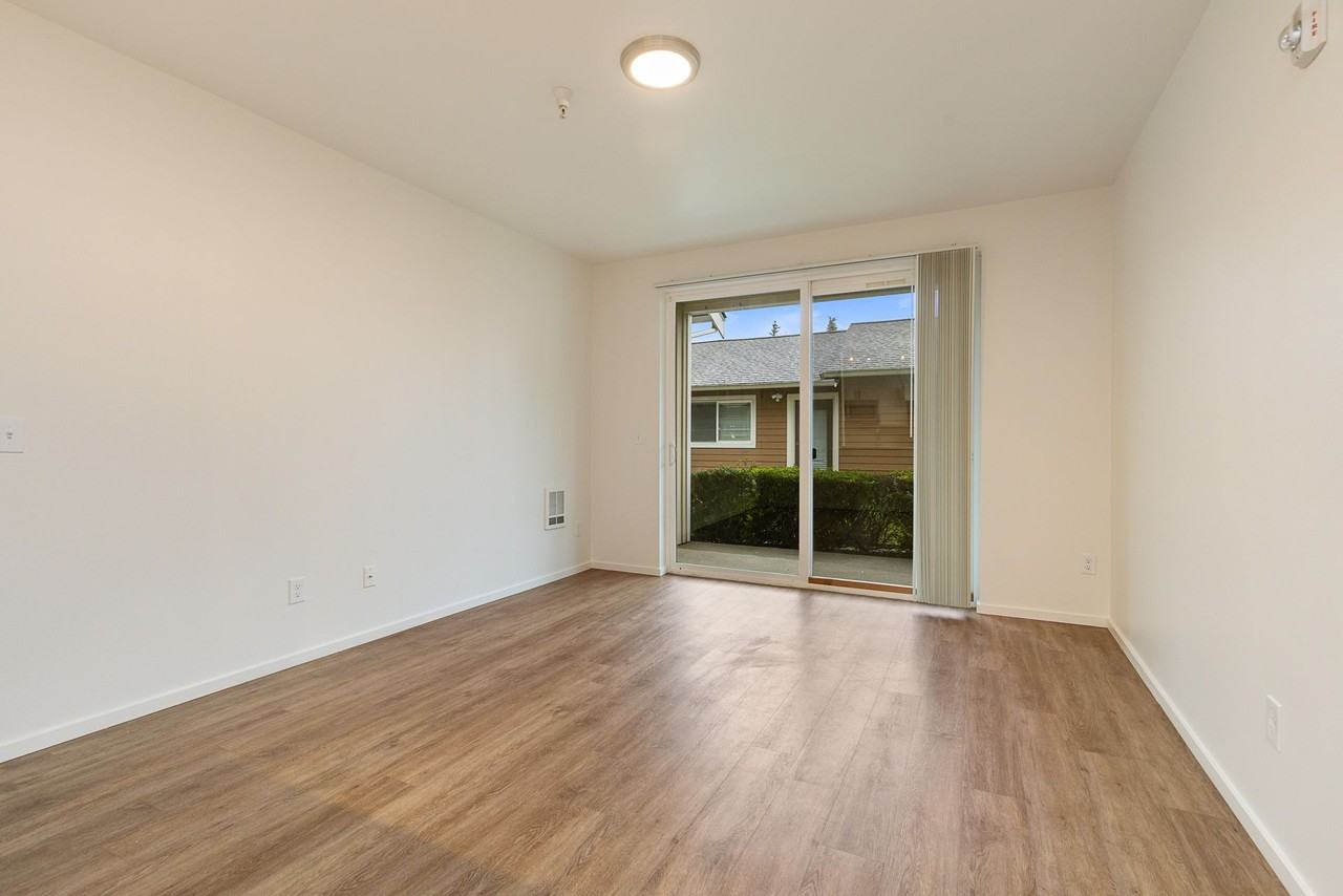 Creekside Apartments - Photo 7 of 50